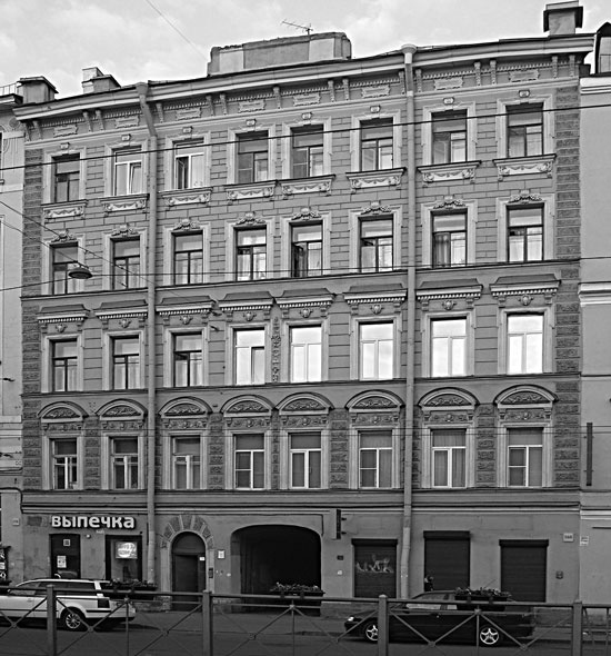 Иллюстрация к книге — Такая удивительная Лиговка [i_210.jpg]