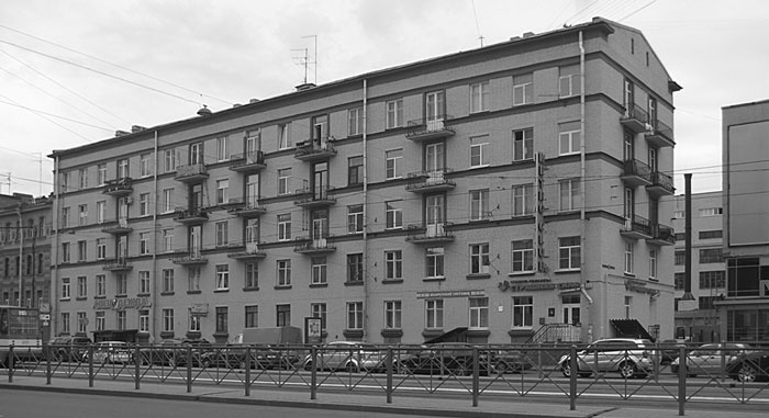 Иллюстрация к книге — Такая удивительная Лиговка [i_214.jpg]