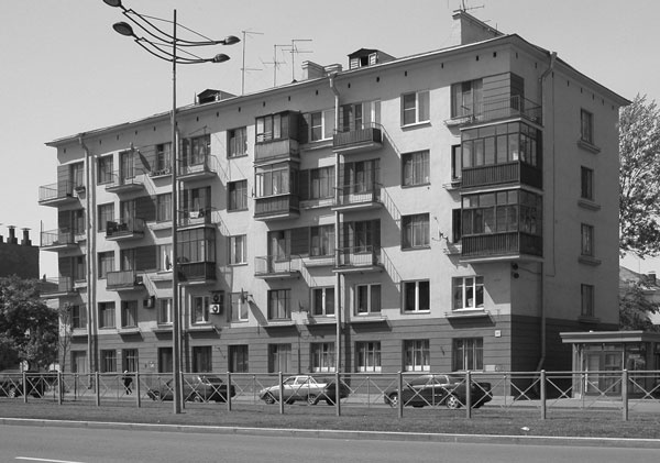 Иллюстрация к книге — Такая удивительная Лиговка [i_232.jpg]