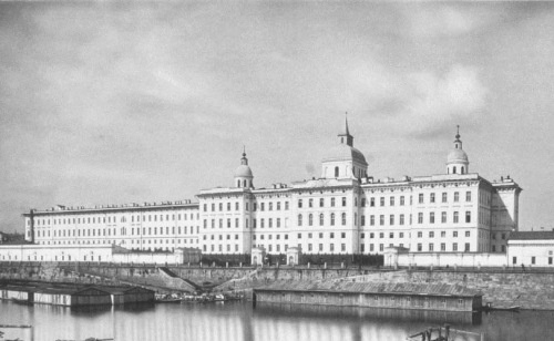 Иллюстрация к книге — "Москва, спаленная пожаром". Первопрестольная в 1812 году [i_107.jpg]