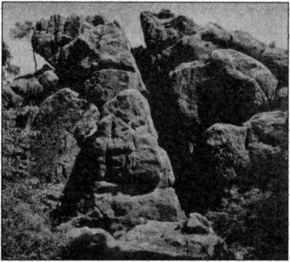 Иллюстрация к книге — Стоунхендж Третьего рейха [i_028.jpg]