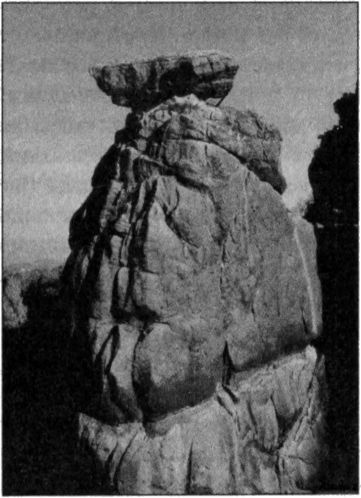 Иллюстрация к книге — Стоунхендж Третьего рейха [i_032.jpg]