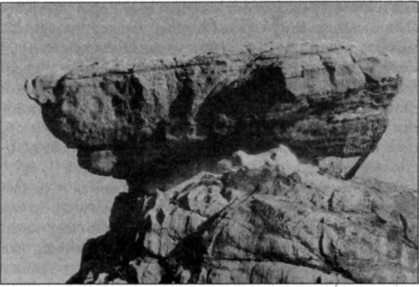 Иллюстрация к книге — Стоунхендж Третьего рейха [i_033.jpg]