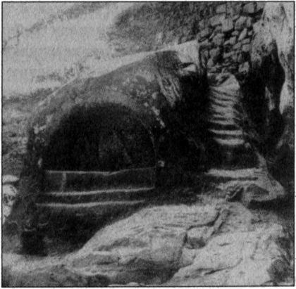 Иллюстрация к книге — Стоунхендж Третьего рейха [i_069.jpg]