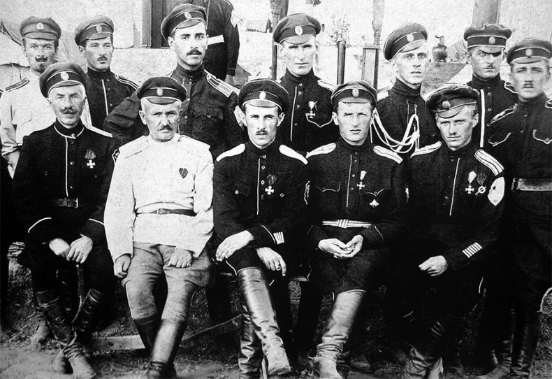 Иллюстрация к книге — Генерал Скоблин. Легенда советской разведки [i_007.jpg]