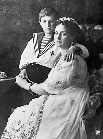 Иллюстрация к книге — 1916. Война и мир [doc2fb_image_02000042.jpg]