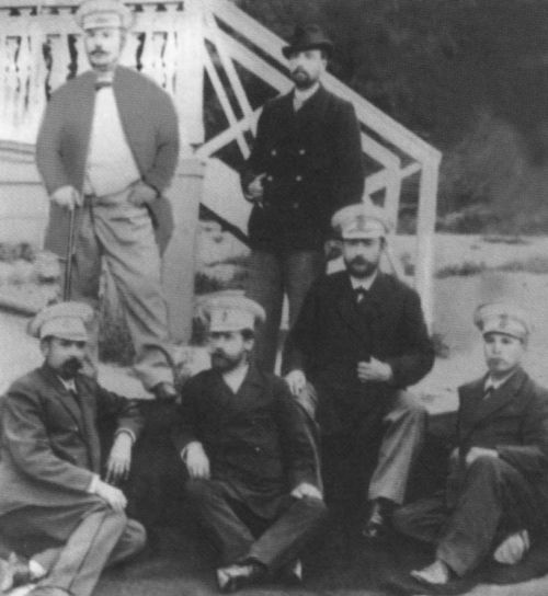 Иллюстрация к книге — Повседневная жизнь российских жандармов [i_028.jpg]