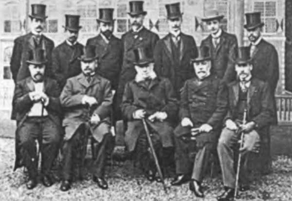 Иллюстрация к книге — Повседневная жизнь царских дипломатов в XIX веке [n56.jpg]