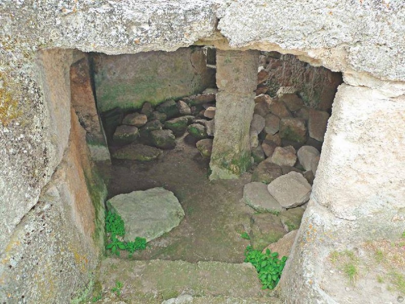 Иллюстрация к книге — Легенды метро и подземелий [i_047.jpg]