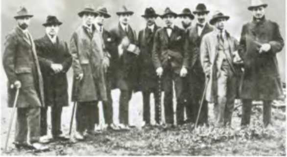 Иллюстрация к книге — Повседневная жизнь сюрреалистов. 1917-1932 [i_038.jpg]