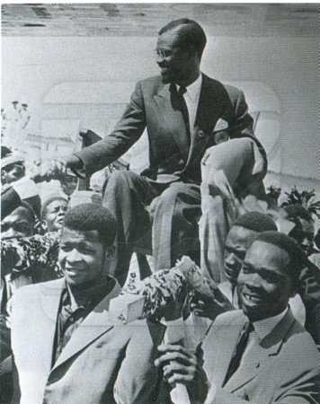 Иллюстрация к книге — Повседневная жизнь ЦРУ. Политическая история 1947-2007 [i_014.jpg]