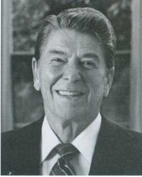 Иллюстрация к книге — Повседневная жизнь ЦРУ. Политическая история 1947-2007 [i_027.jpg]