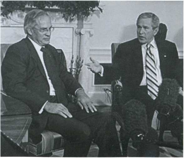 Иллюстрация к книге — Повседневная жизнь ЦРУ. Политическая история 1947-2007 [i_039.jpg]