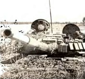 Иллюстрация к книге — Танковый меч страны Советов [i_028.jpg]