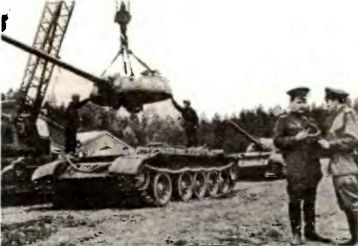 Иллюстрация к книге — Танковый меч страны Советов [i_035.jpg]