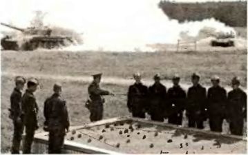 Иллюстрация к книге — Танковый меч страны Советов [i_050.jpg]