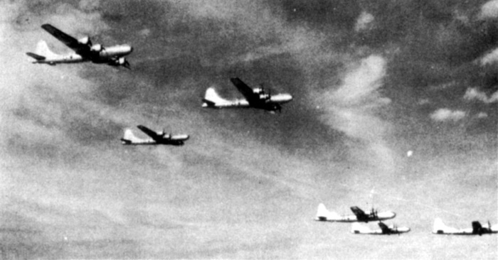 Иллюстрация к книге — Война. Полная энциклопедия. Все битвы, сражения и военные кампании мировой истории с 4-го тысячелетия до нашей эры до конца XX века [i_242.jpg]