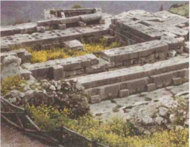 Иллюстрация к книге — Именем Зевса [i_038.jpg]