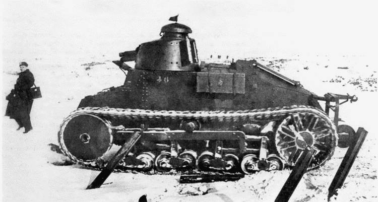 Иллюстрация к книге — Танк № 1 «Рено ФТ-17» [i_030.jpg]