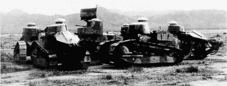 Иллюстрация к книге — Танк № 1 «Рено ФТ-17» [i_036.jpg]