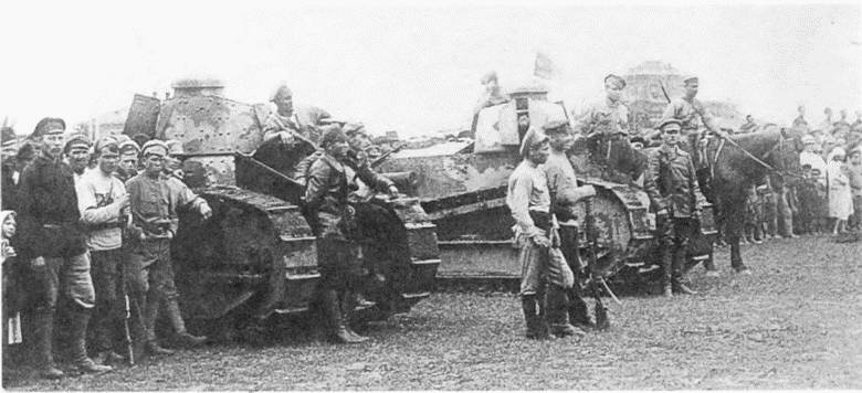 Иллюстрация к книге — Танк № 1 «Рено ФТ-17» [i_076.jpg]