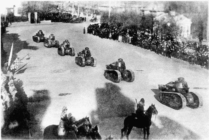 Иллюстрация к книге — Танк № 1 «Рено ФТ-17» [i_088.jpg]