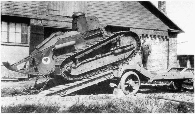 Иллюстрация к книге — Танк № 1 «Рено ФТ-17» [i_090.jpg]