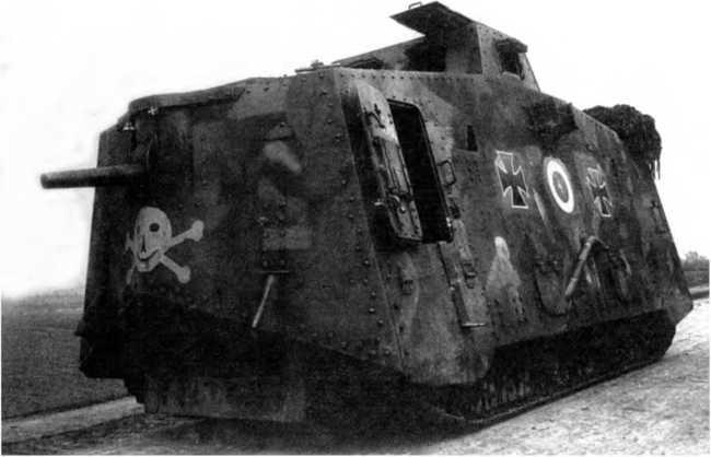 Иллюстрация к книге — Первые германские танки. "Тевтонский ответ" [i_084.jpg]