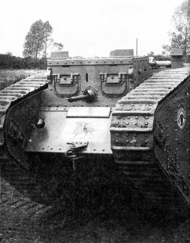 Иллюстрация к книге — Самые первые танки "Дьявол идет!" [i_002.jpg]