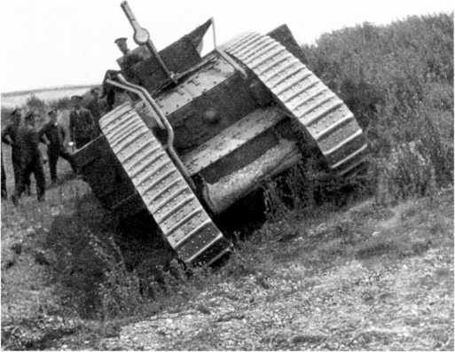 Иллюстрация к книге — Самые первые танки "Дьявол идет!" [i_024.jpg]