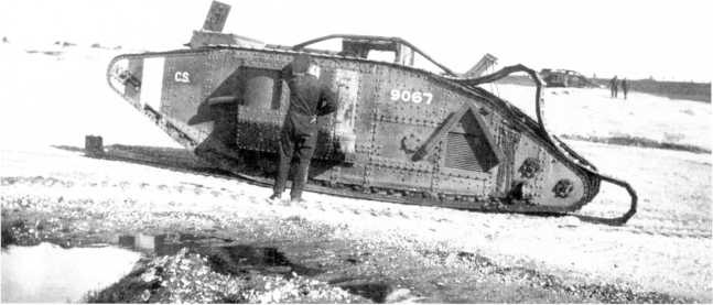 Иллюстрация к книге — Самые первые танки "Дьявол идет!" [i_029.jpg]