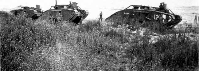 Иллюстрация к книге — Самые первые танки "Дьявол идет!" [i_067.jpg]