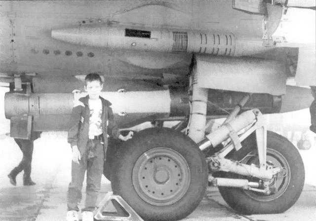 Иллюстрация к книге — МиГ-31. Страж российского неба [pic_88.jpg]