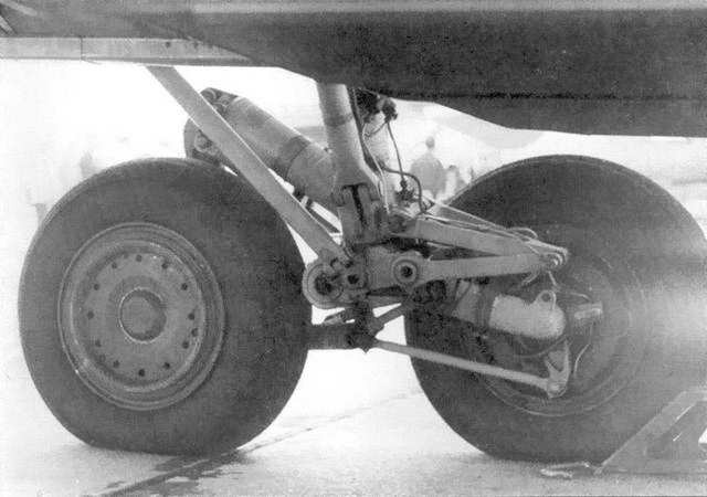 Иллюстрация к книге — МиГ-31. Страж российского неба [pic_89.jpg]