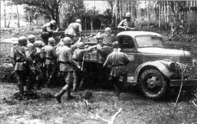 Иллюстрация к книге — Автомобили Красной Армии, 1941–1945 гг. [img_121.jpg]