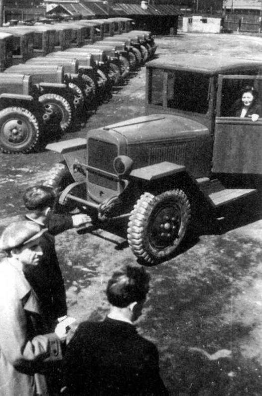 Иллюстрация к книге — Автомобили Красной Армии, 1941–1945 гг. [img_51.jpg]