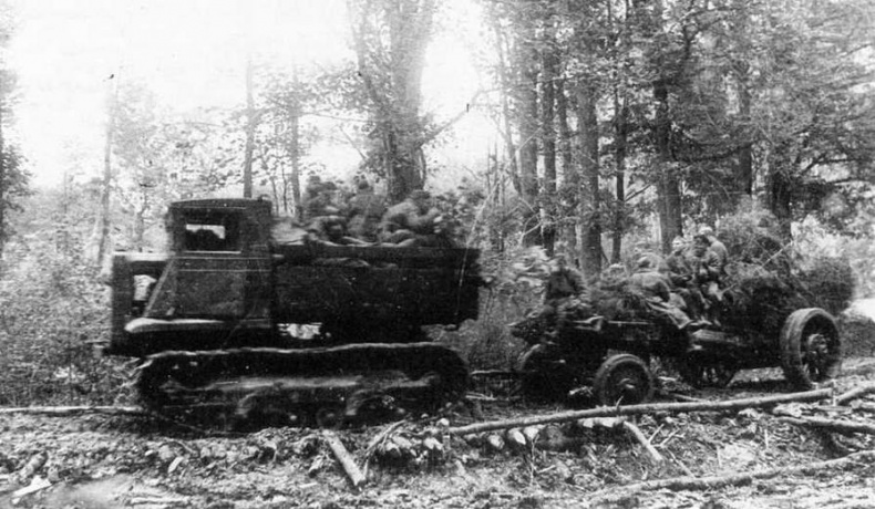 Иллюстрация к книге — Артиллерийские тягачи Красной Армии. Часть 1 [img_27.jpg]