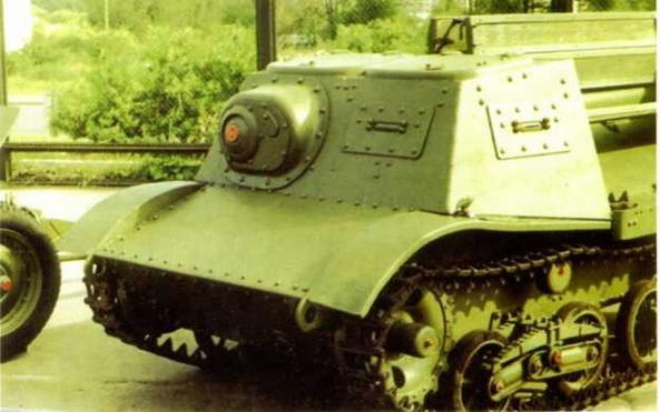 Иллюстрация к книге — Артиллерийские тягачи Красной Армии. Часть 1 [img_60.jpg]