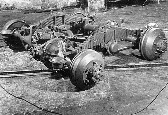 Иллюстрация к книге — Бронетранспортер БТР-152 [img_25.jpg]