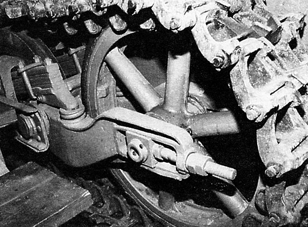 Иллюстрация к книге — Лёгкий танк Panzer I [i_032.jpg]