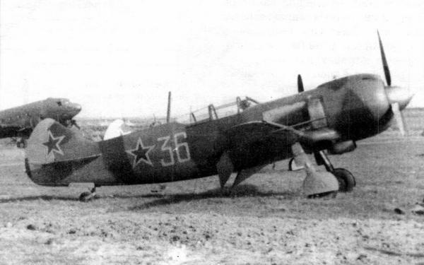 Иллюстрация к книге — Истребитель Ла-9 [i_006.jpg]