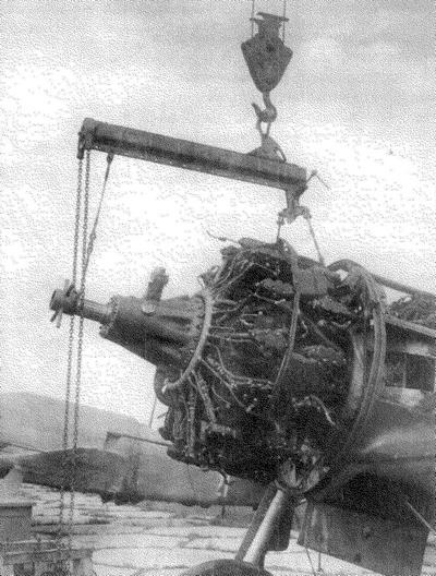 Иллюстрация к книге — Истребитель Ла-9 [i_055.jpg]