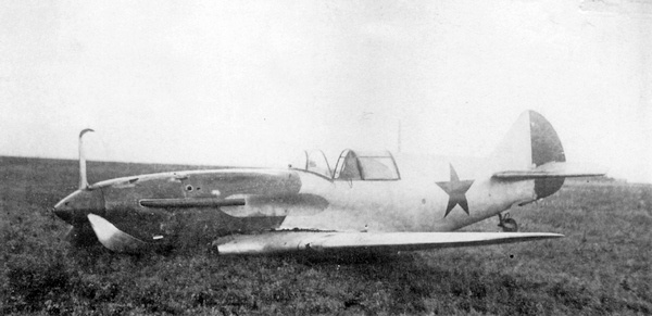 Иллюстрация к книге — Истребитель ЛаГГ-3 [i_018.jpg]