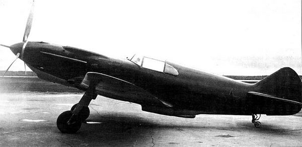 Иллюстрация к книге — Истребитель ЛаГГ-3 [i_028.jpg]