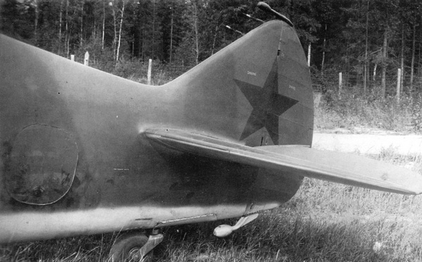 Иллюстрация к книге — Истребитель ЛаГГ-3 [i_050.jpg]