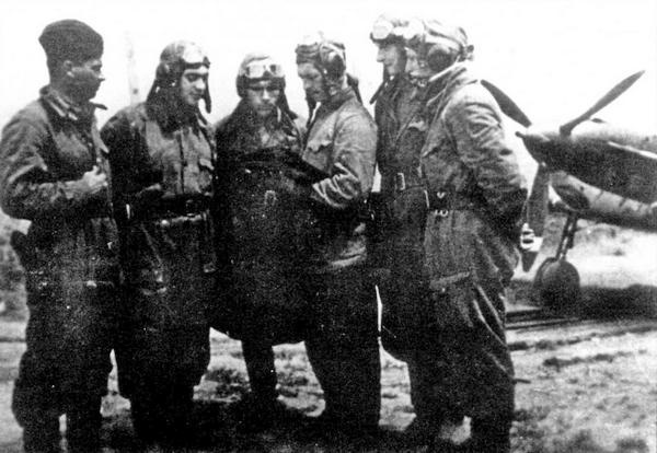 Иллюстрация к книге — Истребитель ЛаГГ-3 [i_055.jpg]