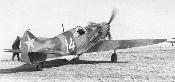 Иллюстрация к книге — Истребитель ЛаГГ-3 [i_072.jpg]