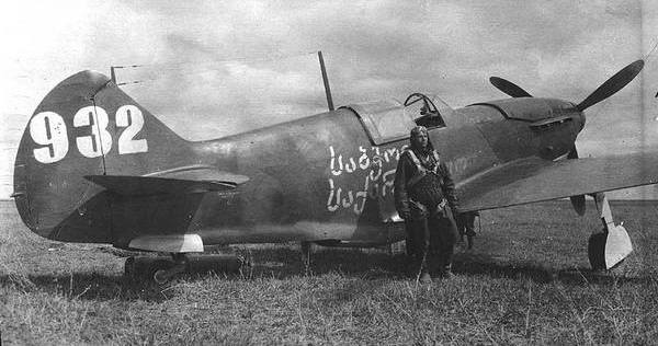 Иллюстрация к книге — Истребитель ЛаГГ-3 [i_073.jpg]