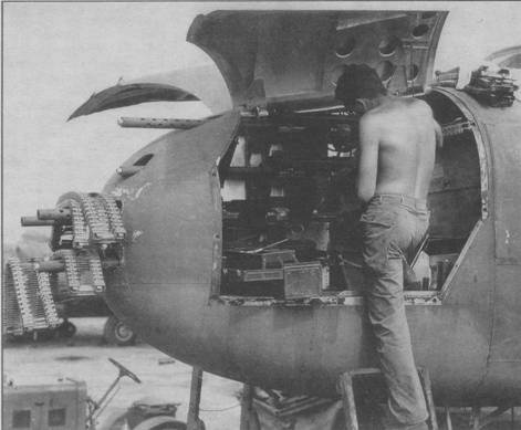 Иллюстрация к книге — Бомбардировщик В-25 «Митчелл» [pic_49.jpg]