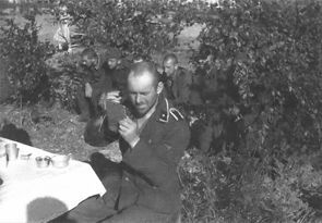 Иллюстрация к книге — 1-я Русская бригада СС "Дружина" [p0112.jpg]